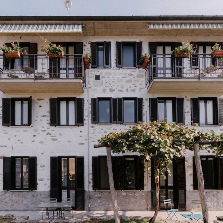 Casa Ortensia by Villa Porta Collection - Studio mit Gartenblick - 1