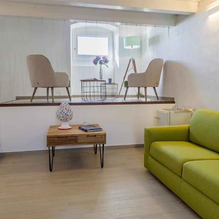 Le Maestranze Deluxe Rooms - Suite Deluxe con Vista Mare - 16