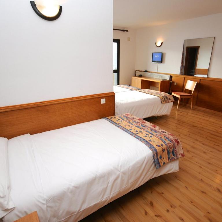 Pic Maià Mountain Hotel - Habitación Triple - 1