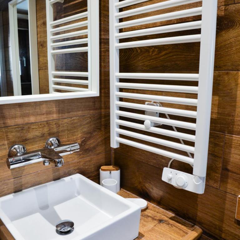 Chalet Les Gentianes - Appartement avec Vue sur la Montagne - 6