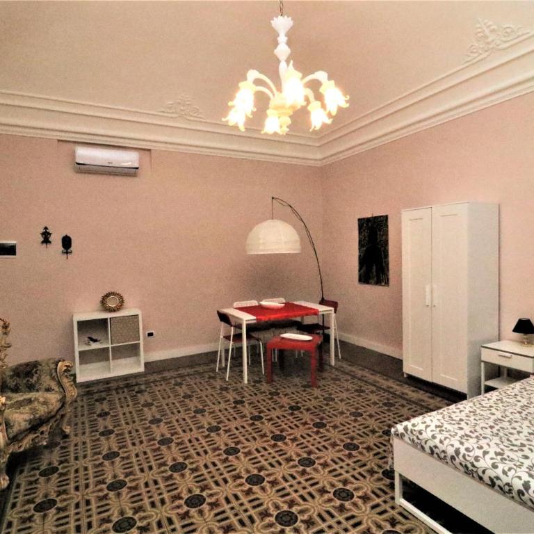 Manzoni Suite Home - One-Bedroom Apartment with Balcony - 22