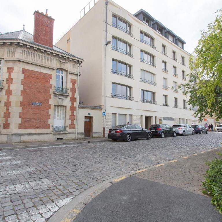 IN FRONT OF CATHEDERAL ! - Appartement 2 Chambres Deluxe - 16