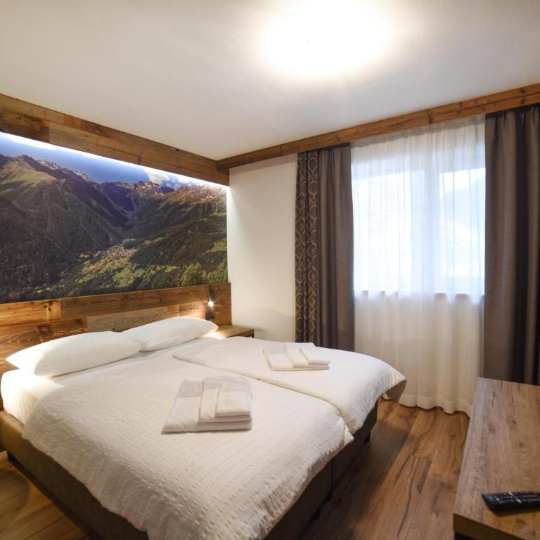 Residence & Wellness 3MILA - Two-Bedroom Apartment with Balcony and Terrace - 14
