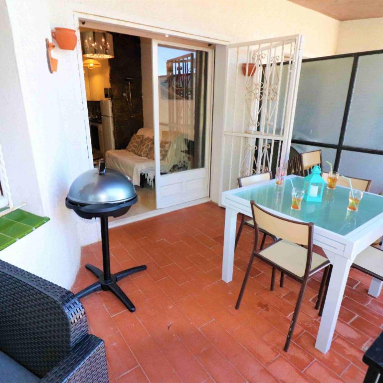 Pujada Puig Rom 126 Roses -Immo Barneda - Apartamento con terraza - 28