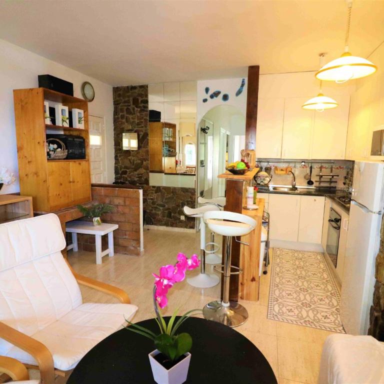 Pujada Puig Rom 126 Roses -Immo Barneda - Apartamento con terraza - 4