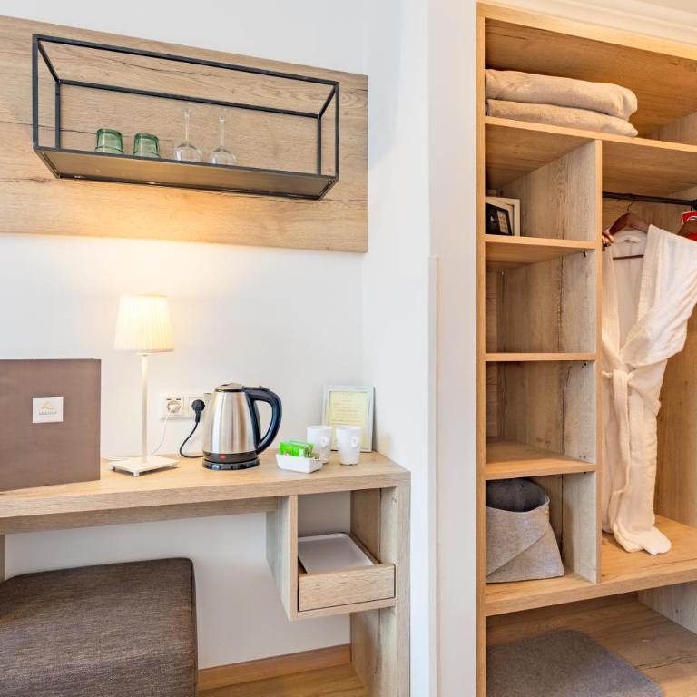 Hotel Seehof - Doppelzimmer mit Balkon - 6