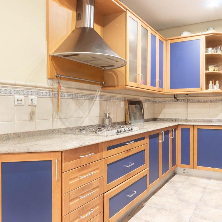 Casco viejo tradición pinchos y gastronomía - Three-Bedroom Apartment - 9