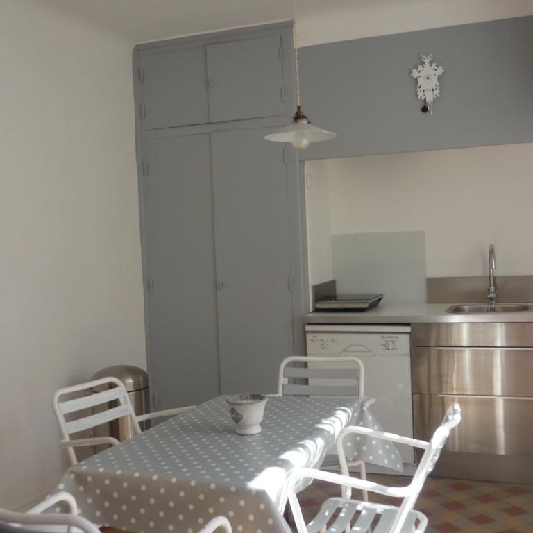 Appartement Villa LES TILLEULS - Appartement - Vue sur Jardin - 25