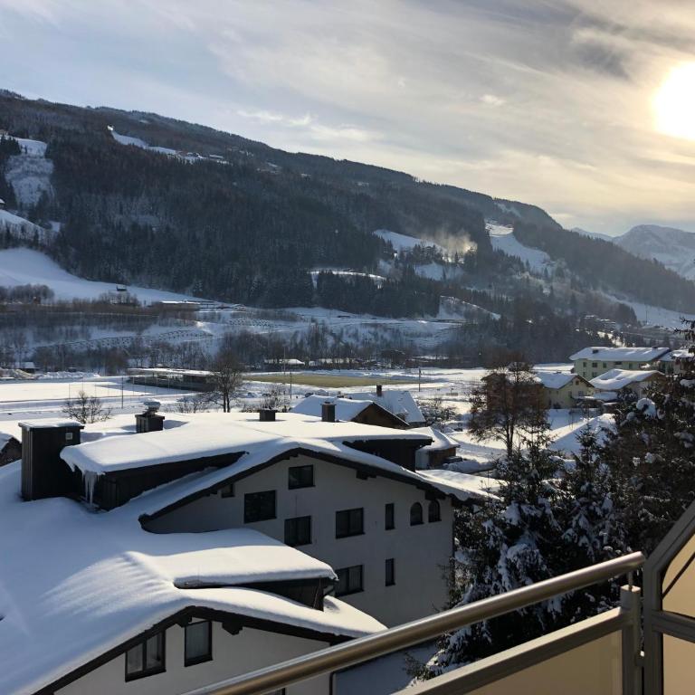 Sunshine Apartments - Great Mountain View - Apartment mit 2 Schlafzimmern und Balkon - 3