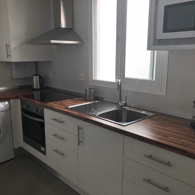 Málaga Apartamentos - Jinetes, 10 - Apartment - Ground Floor - 15