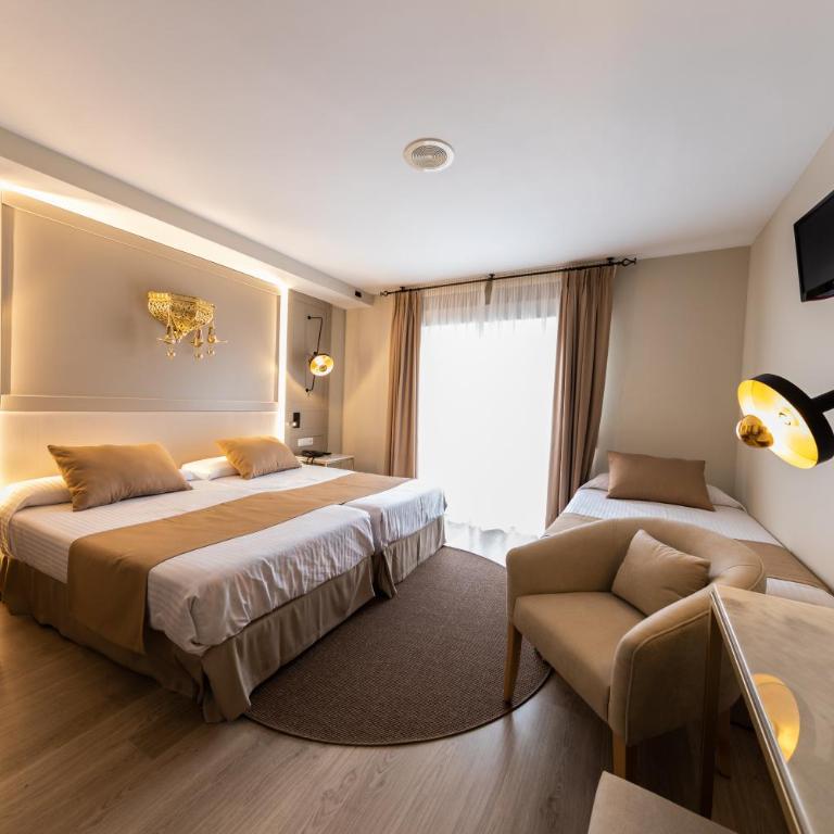 Hotel Casablanca - Habitación Doble con cama supletoria - 12