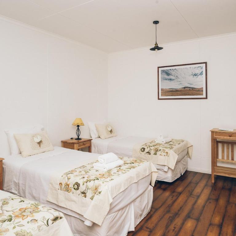 Hotel Estancia El Ovejero Patagónico - Triple Room - 1