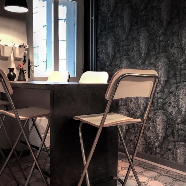 Design Atelier - Two-Bedroom Apartment - 16