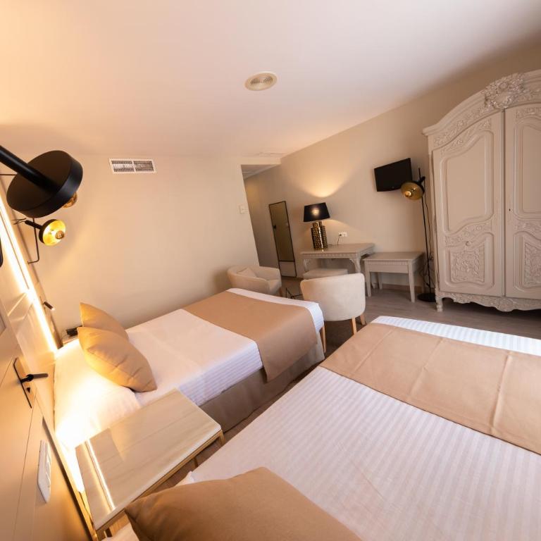 Hotel Casablanca - Habitación Doble con cama supletoria - 9