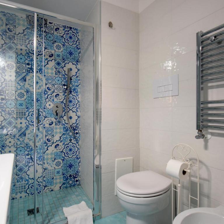 Regina Elena - Double Room with Sea View - 14