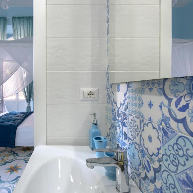 Regina Elena - Deluxe Double Room with double balcony - 15