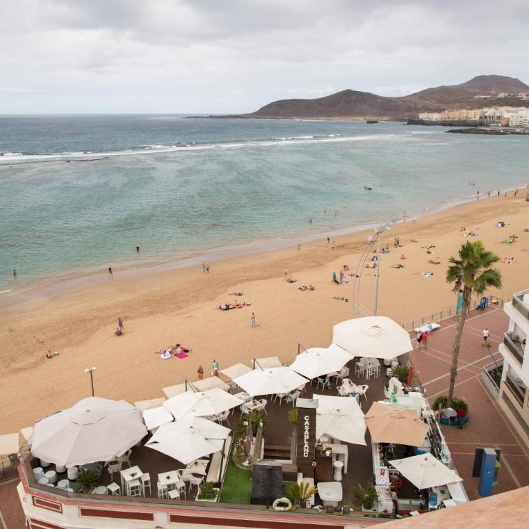 Fantástico ático en primera línea de playa - Apartamento - 4