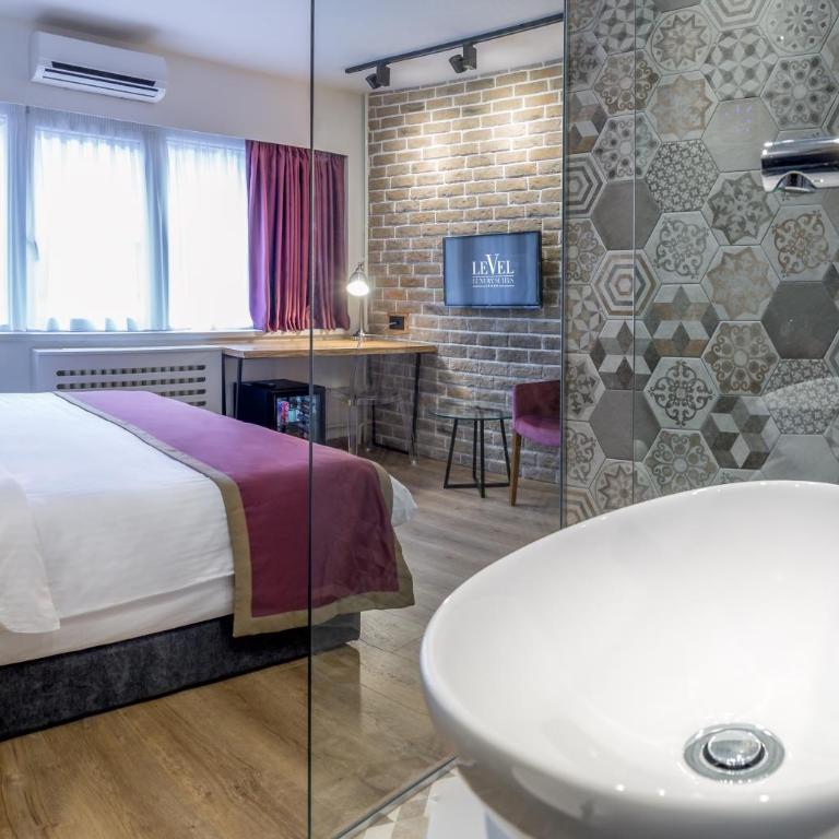 Level Luxury Suites - Dvokrevetna Soba sa Bračnim Krevetom/Zasebnim Krevetima - 3