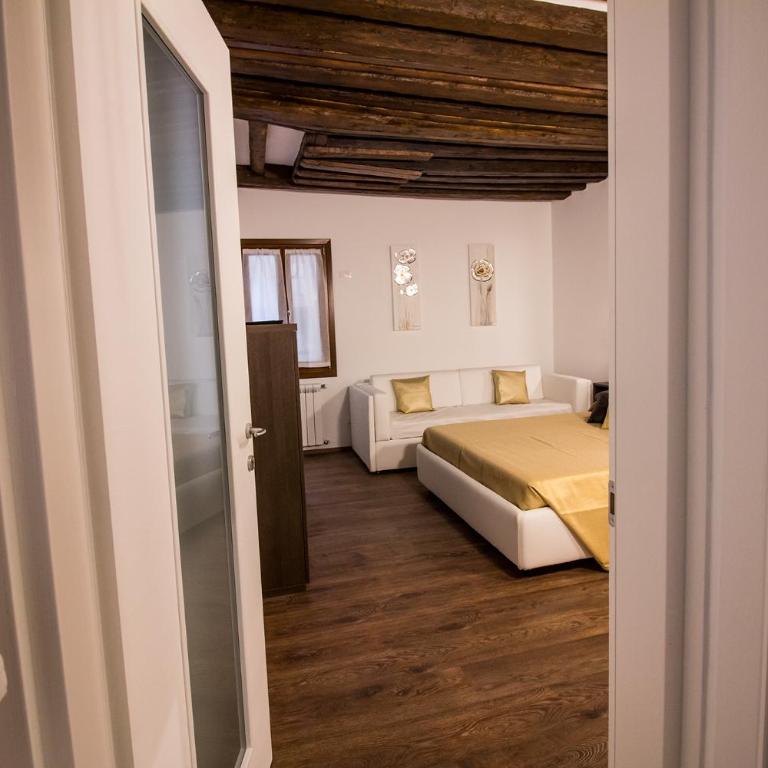 Golden Suite - Appartamento con 1 Camera da Letto - 7