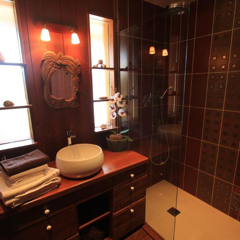la Varangue - Chambre Double - Vue sur Jardin - 1