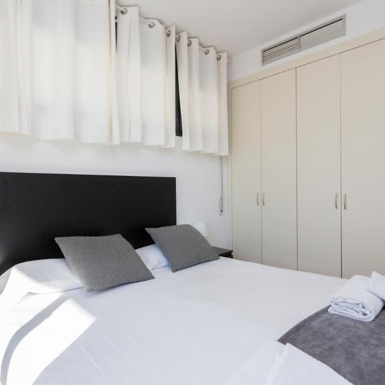 1214 - TWO BEDROOMS CIUTADELLA APARTMENT - Apartment with Terrace - 8