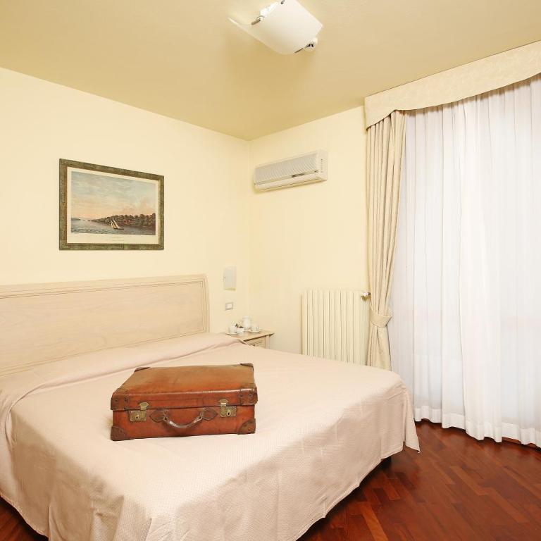 Appartamenti Borgo - Appartamento con 2 Camere da Letto e Vista Lago - 5