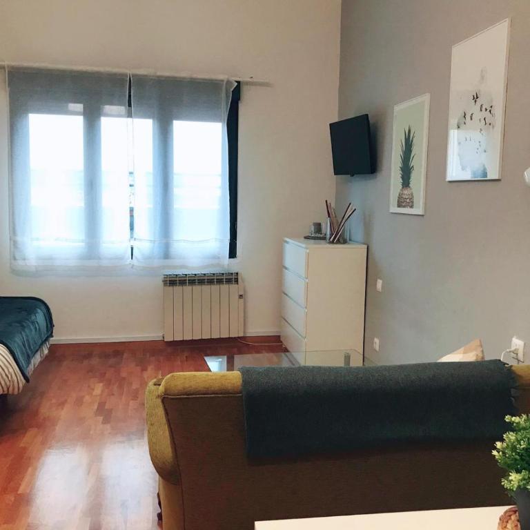MONTECERRAO I (GARAJE Y WIFI GRATIS) - Apartamento de 1 dormitorio - 5