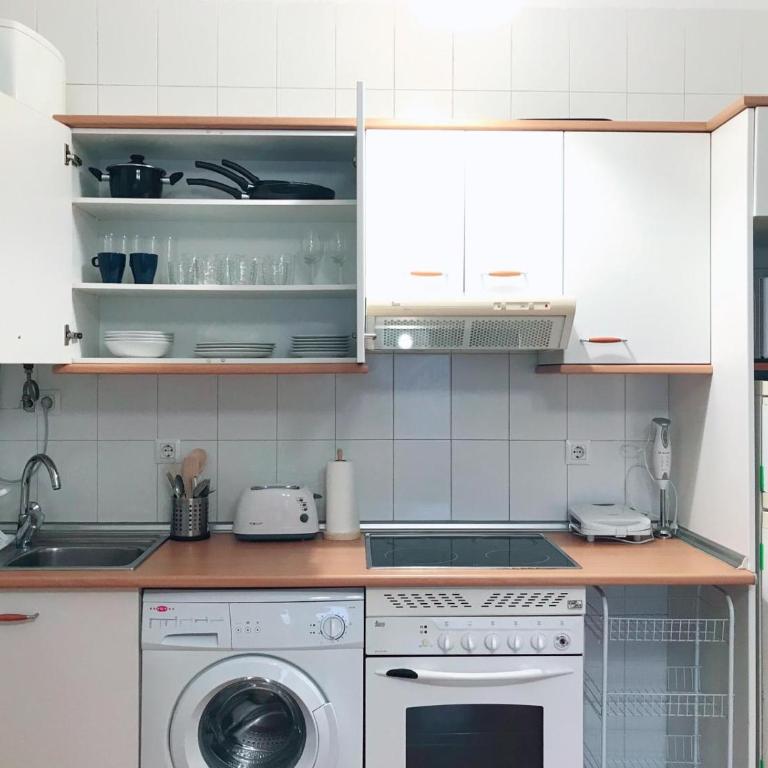MONTECERRAO I (GARAJE Y WIFI GRATIS) - Apartamento de 1 dormitorio - 11