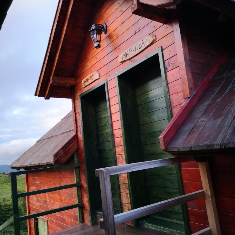 Komovi Eko Katun Martinovica 1750 - Deluks Bungalov sa Pogledom na Vrt - 2
