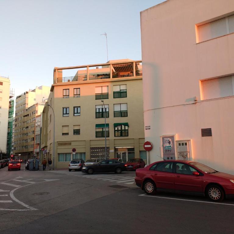 Estudio San Felipe junto a la Playa y el Hospital Puerta del Mar en Cádiz - Estudio Superior - 7