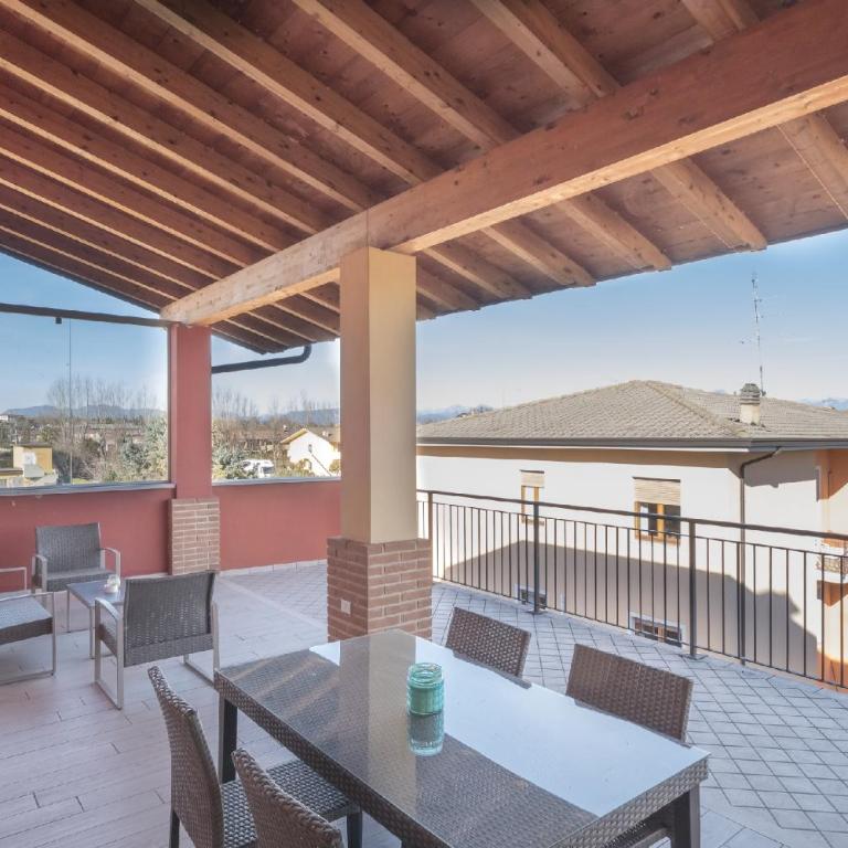 Orchidea - Trilocale con grande terrazza - 2 rooms apartment - Appartamento con Terrazza - 2