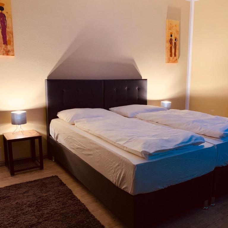 White Pearl Hostel 1 - Standard Zweibettzimmer mit Gemeinschaftsbad - 5