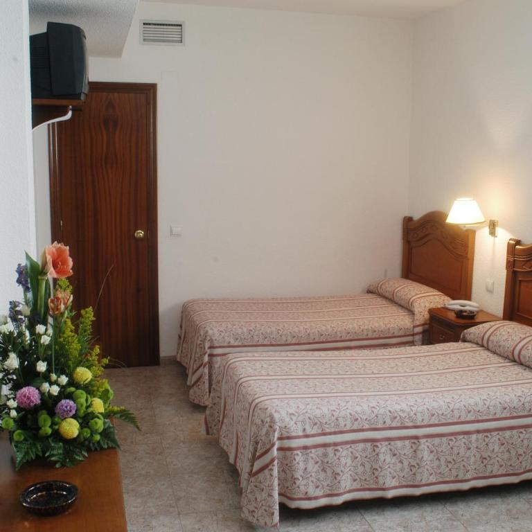 Hotel Riviera - Habitación Doble con cama supletoria - 2