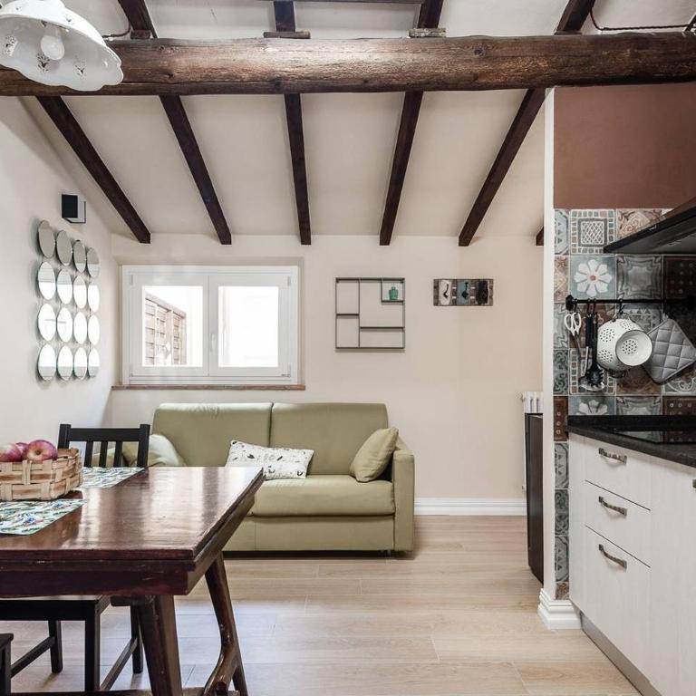 Cortile in centro - Charm Suite Heart of Lucca- 2 SmartTV - Appartamento - 12