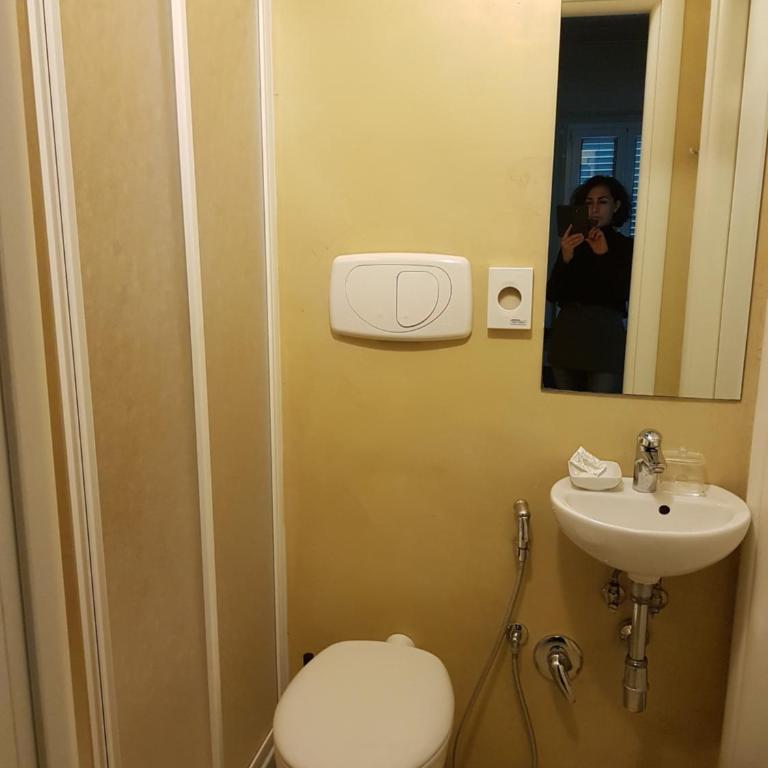 B&B La Sicilia a Tavola - Camera Matrimoniale con Bagno Privato - 3