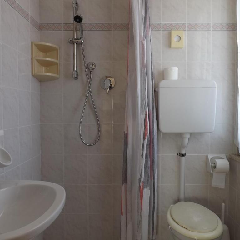 Hotel Desiree - Camera Matrimoniale Standard - 4