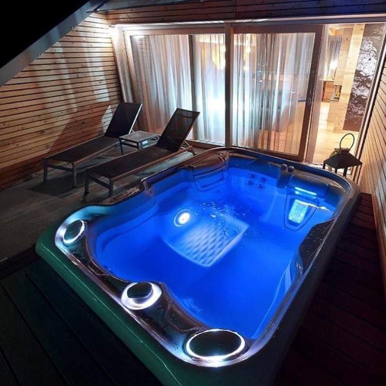 Sporthotel Rosatti - Suite Deluxe con Vasca Idromassaggio - 3