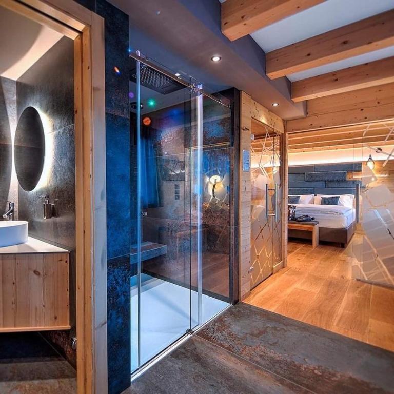 Sporthotel Rosatti - Suite Deluxe con Vasca Idromassaggio - 7
