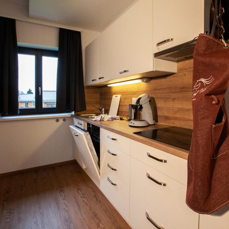 Chalet Resort Montafon I - Chalets & Chalet-Apartments - Apartment B mit Sauna - 2
