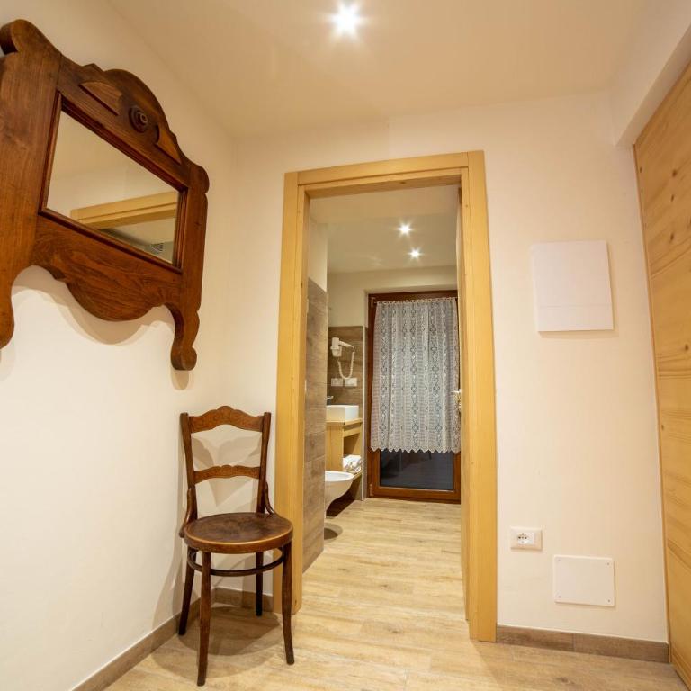Wanderlust B&B - Camera Matrimoniale/Doppia con Letti Singoli con Vista Montagna - 7