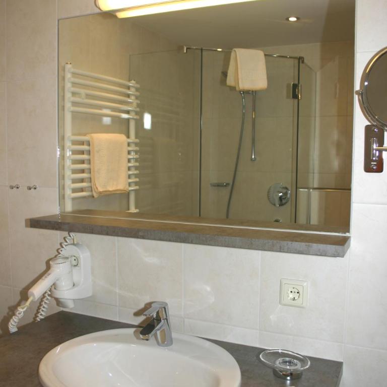 Hotel Hochland - Einzelzimmer - 4