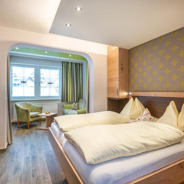 Bliem's Familienhotel - Familienzimmer mit Bergblick - 4