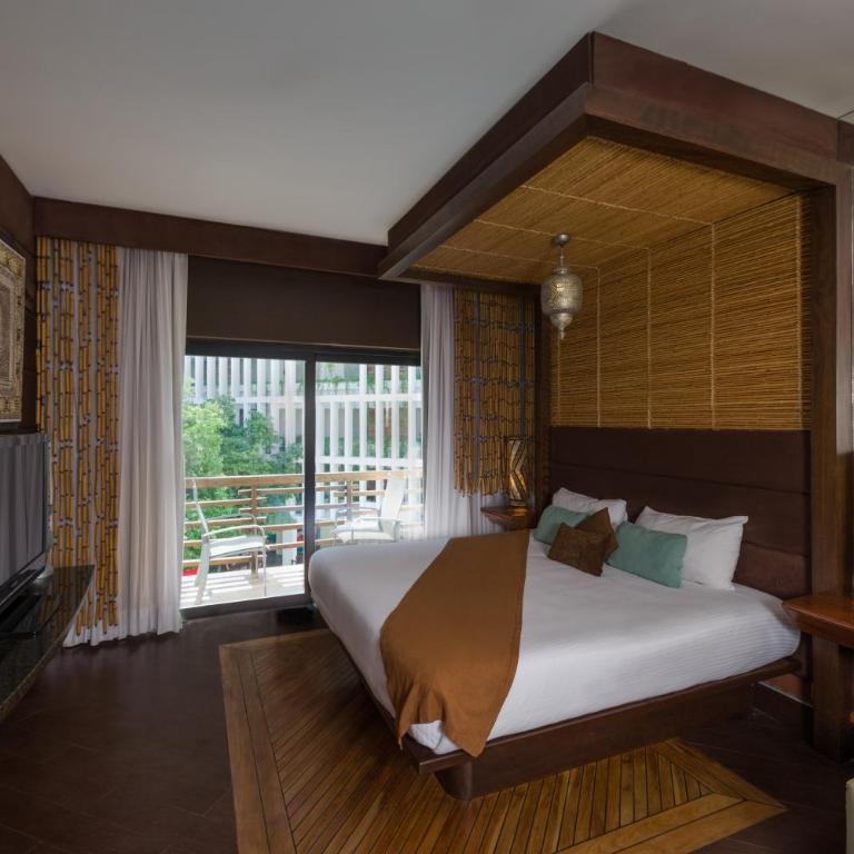 La Divina by Aldea Thai - Junior Suite Street View - 3