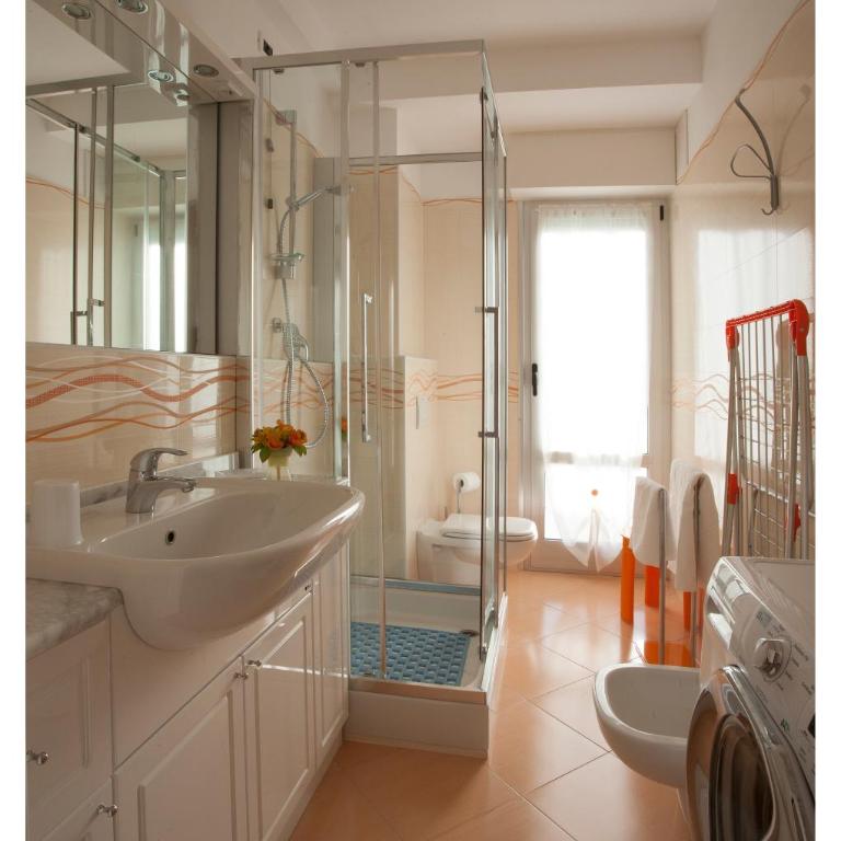 Casavacanze Internazionale - Appartamento Superior con 2 Camere da Letto e Vista Mare - 5