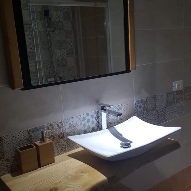 Villa Marianna Garda Lake - One-Bedroom Apartment - 26