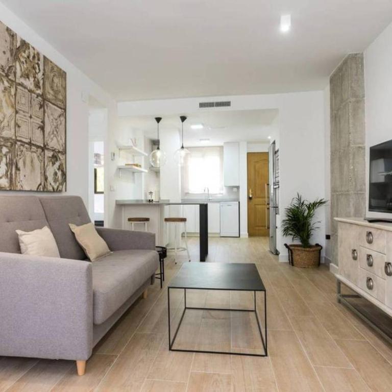 New San Juan beach apartment with AC - Apartment - 4