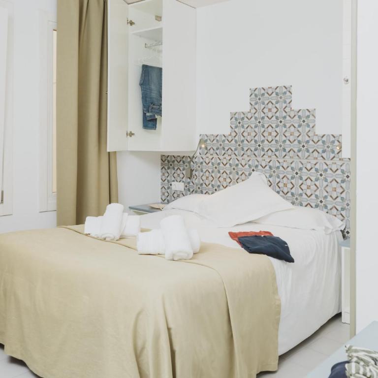 Hostal Gravina - Habitación Doble Estándar - 3
