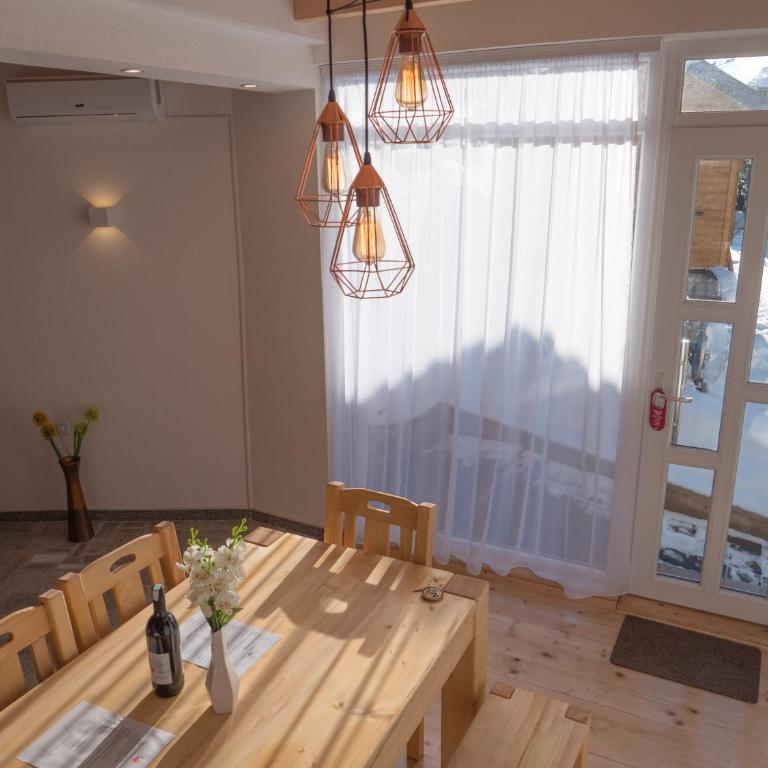 Apartments Bergkranc - Bungalow with Garden View - 14