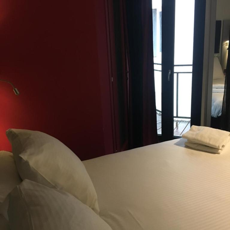 Hôtel Boutique Richelieu, Lyon Gare Part-Dieu - Chambre Lit Queen-Size Standard - Côté Balcon - 2