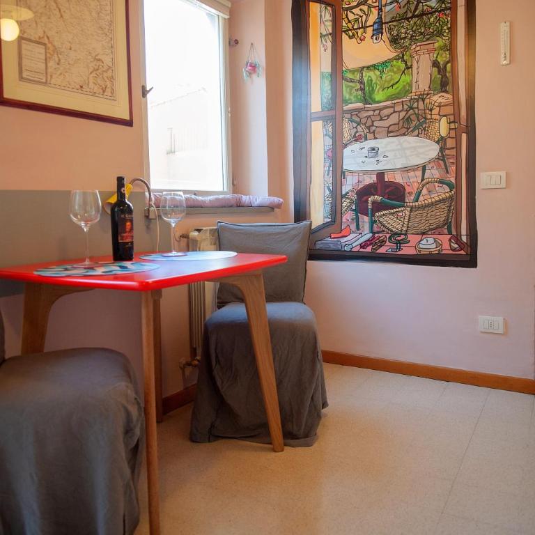 53 Via Faenza - Appartamento con 2 Camere da Letto - 3